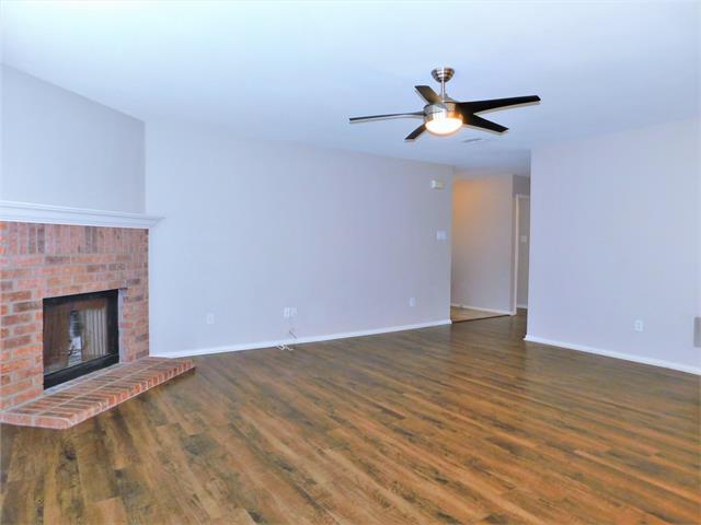 Photo - 2209 Lookout Ln