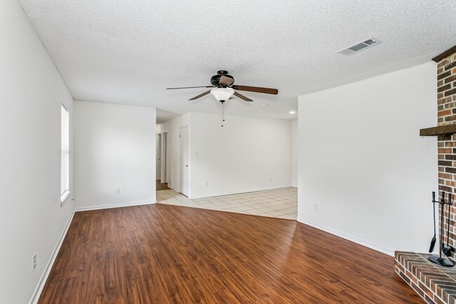 Photo - Minutes to NAS Pensacola & Corry Station – Convenient Coastal Living