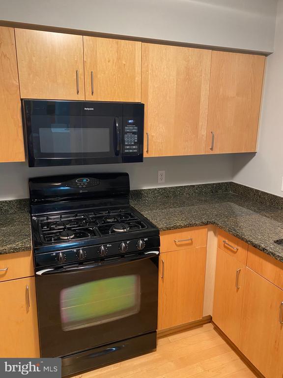 Photo - 1000 New Jersey Ave SE Unit 427