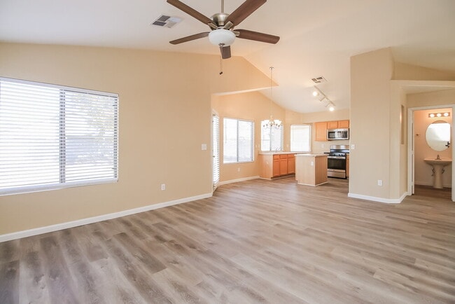 Photo - 2024 E Appaloosa Rd