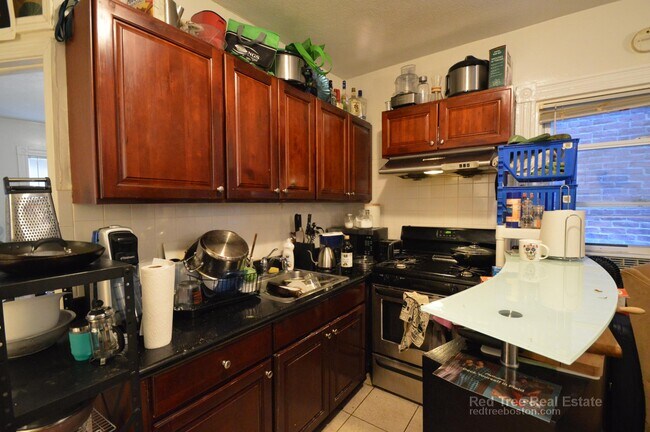 Photo - 3 Warwick St Unit 2