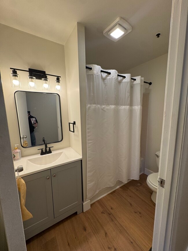 Photo - 1733 Guilford Ave Unidad 2