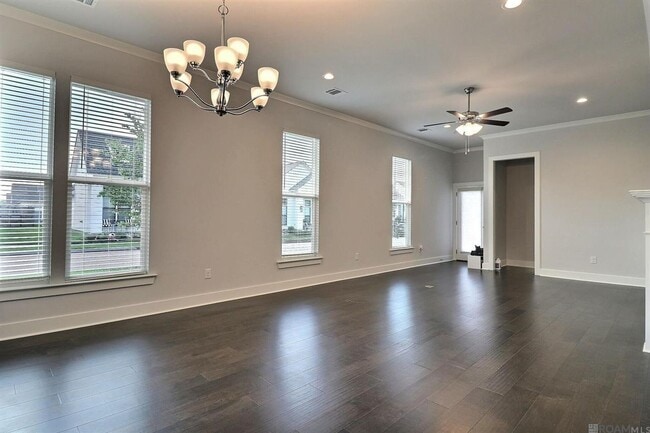 Photo - 4 Bedroom House in Central