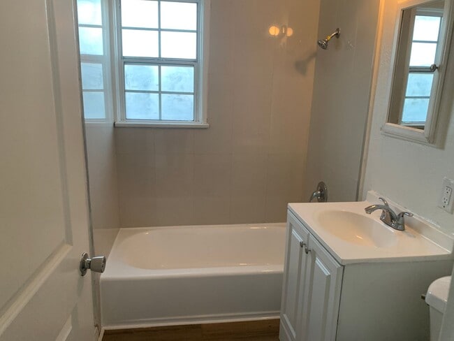 Photo - Tian Xiang Xu (IPM2176) Unidad 703