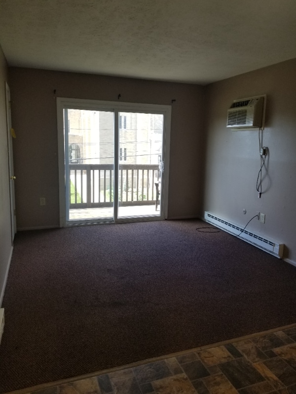 Photo - 75 Ridgeway St