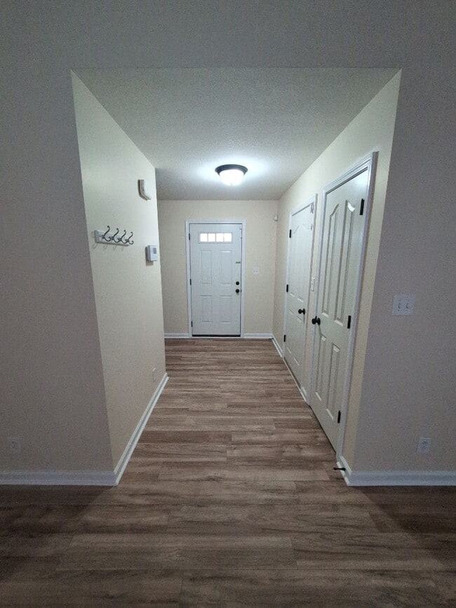 Photo - 536 Fox Trot Dr