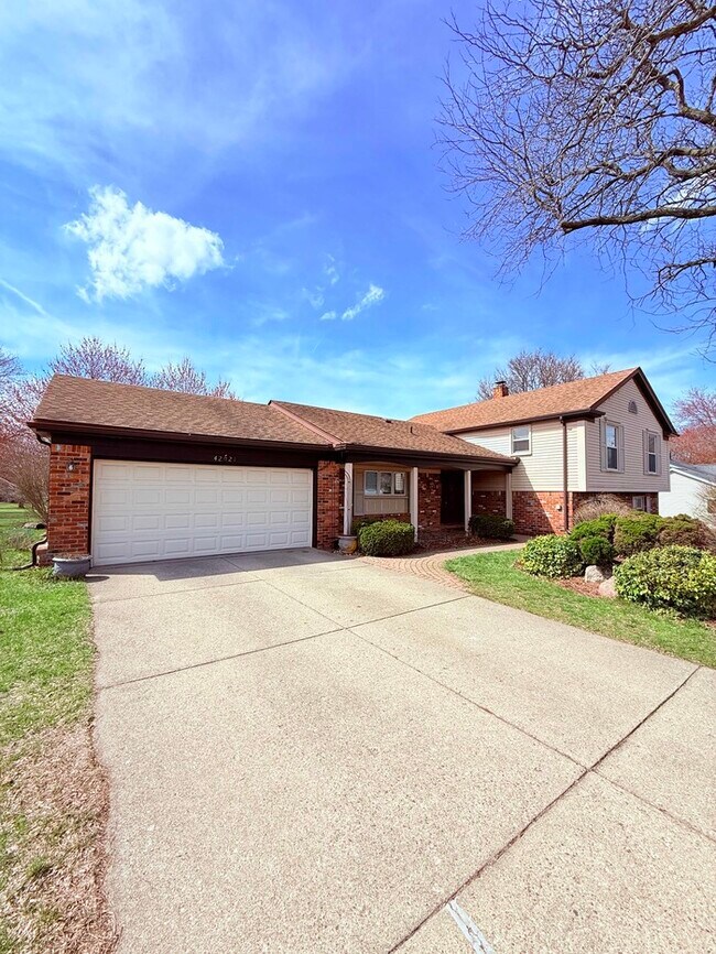 Building Photo - 42021 Banbury Ct