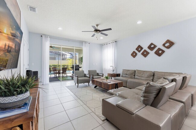 Photo - 8914 Zurich Ln Unidad ID1337872P