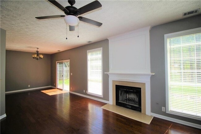 Photo - 235 Cadence Ct