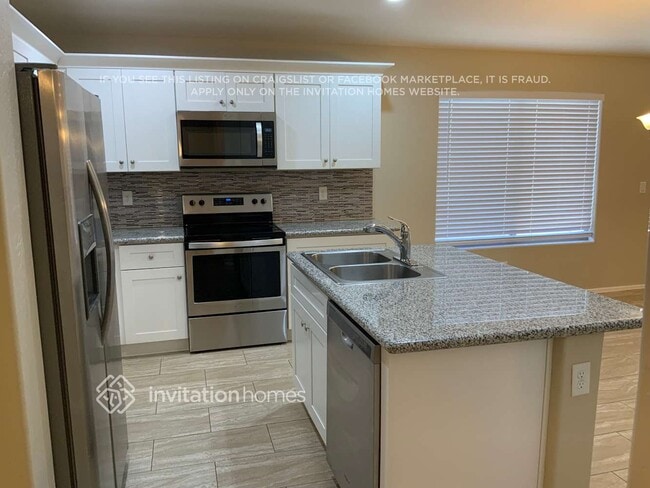 Photo - 35390 N Gurnsey Trail