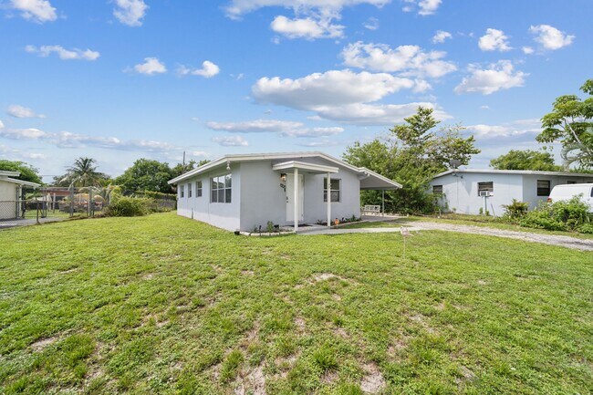 Photo - 1700 NW 15th St