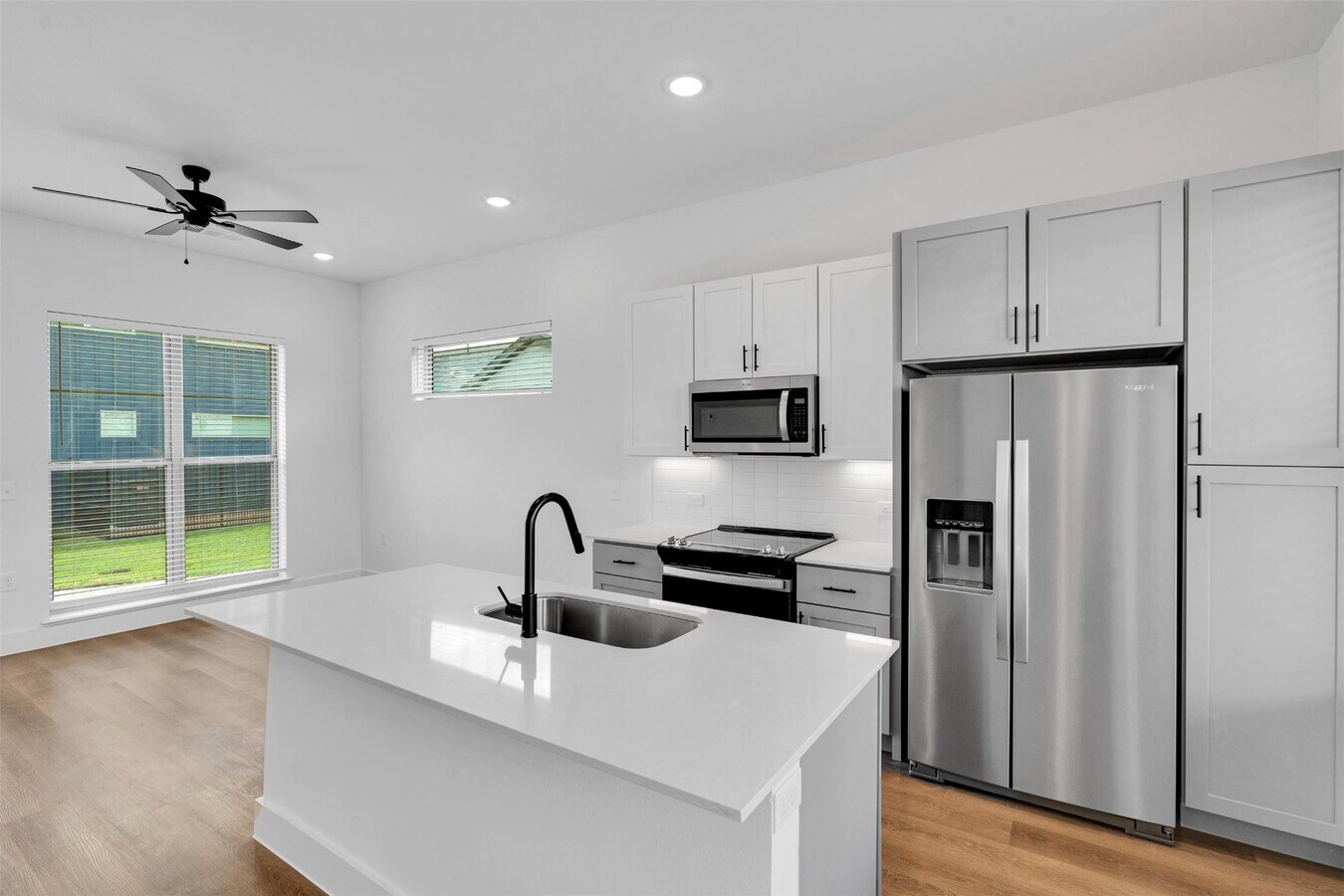 Photo - 1423 Soccer Dr