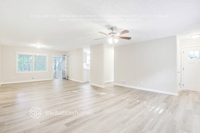 Photo - 5447 Blackhawk Dr