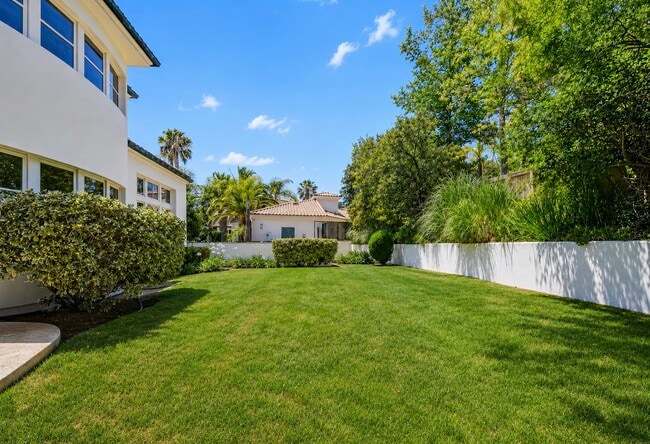 Building Photo - 3907 Peartree Pl