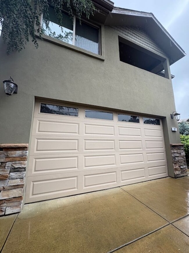 Building Photo - Beautiful 2bd/2ba Home Located in the Heart of Downtown Auburn!