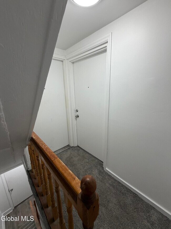 Photo - 58 S Swan St Unit 2