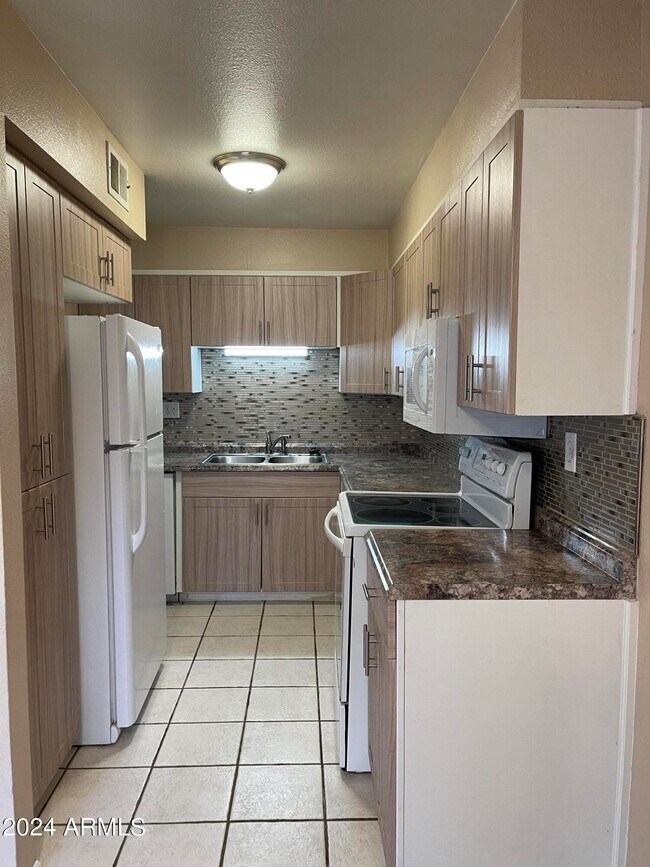 950 S Valencia Townhome Townhome Rental in Mesa AZ