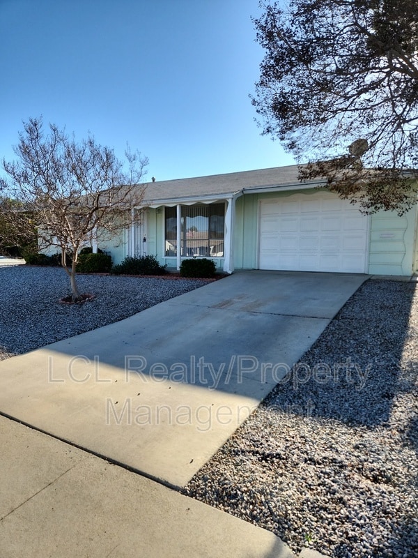 Photo - 26787 Oakmont Dr House