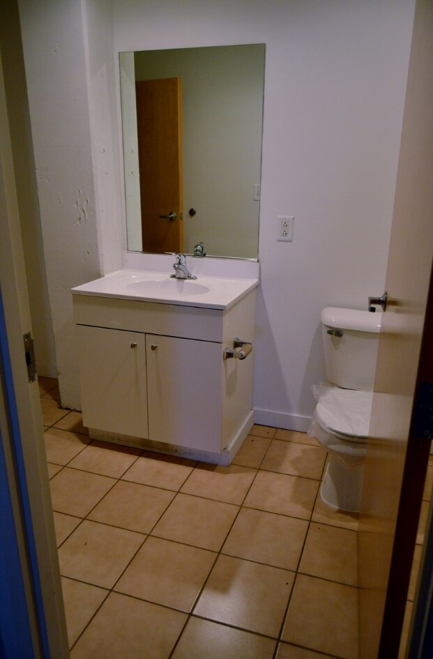 Bathroom - Montesino