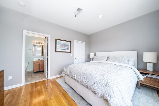 Photo - 1120 Clinton St Rental