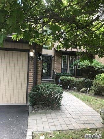 Building Photo - 18 Wimbledon Dr Rental