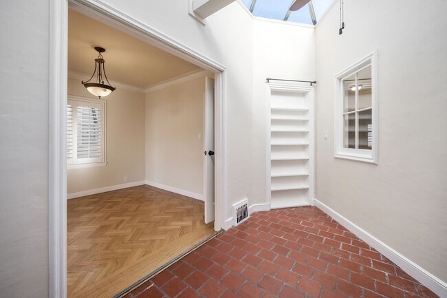 Photo - Beautifully updated home in Golden Gate Heights with garage, yard, w/d - 3 br / 2 ba