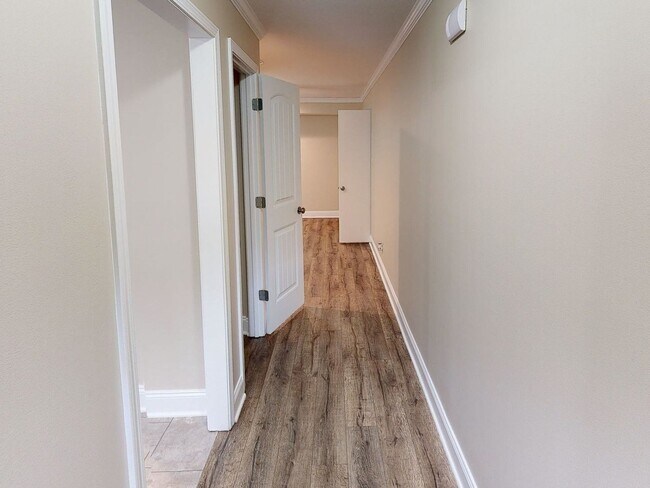 Photo - Move-in Ready Townhome in Desirable Sango Area