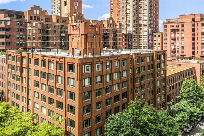 Photo - 300 Albany St Condo Unit 3F