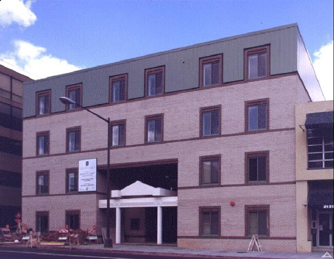 Vista alternativa del edificio - The Regency