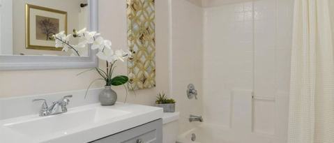 Photo - 638 Hawthorne Ave