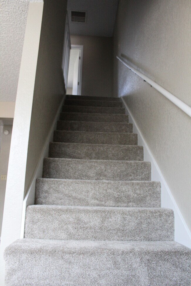 2404 West Ave