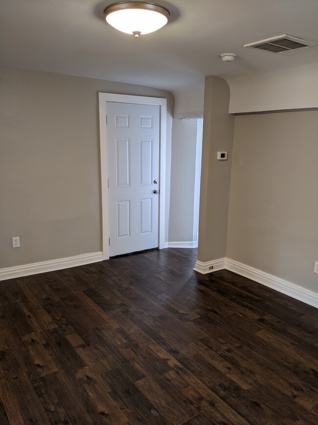 Living Room - 341 Academy St Unit 4