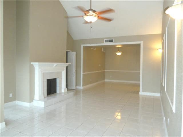 Photo - 2100 Tanglewilde St Unit 8