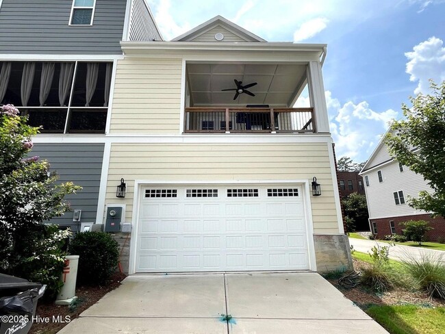 Building Photo - 60 Brownstone Ln