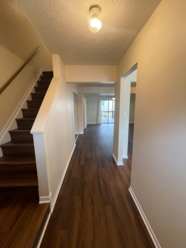 Photo - 8234 Roanoke Ct