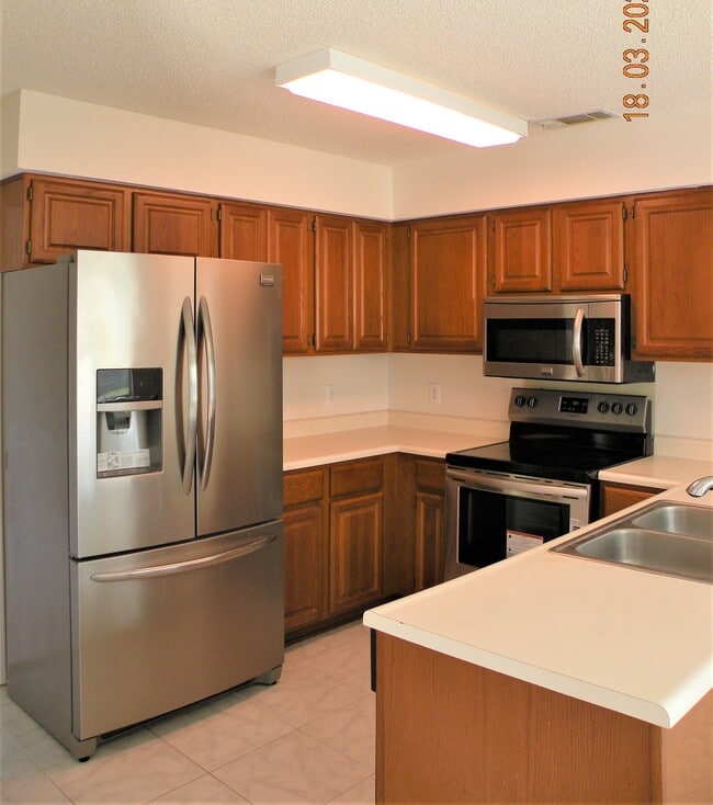 Photo - 160 Lions Gate Rd