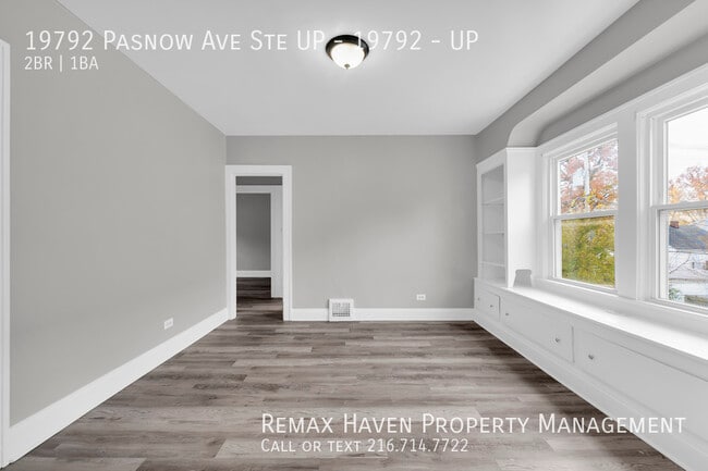 Photo - 19792 Pasnow Ave Unidad 19792 - UP