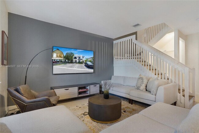 Photo - 20648 NE 7th Pl