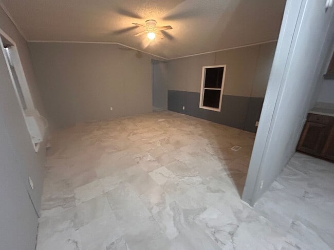 Photo - 186 Riverbend Dr