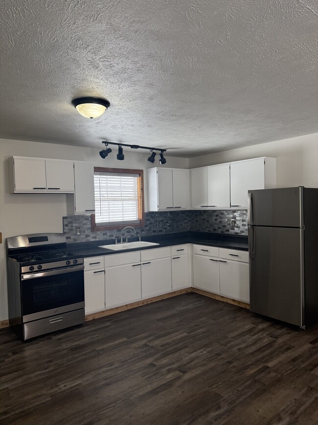 Photo - 12967 Roughys Dr