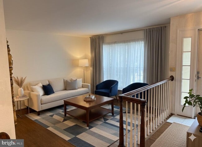 Photo - 10775 Brewer House Rd