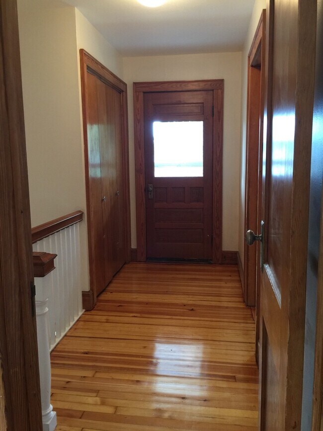 6 Silver Dr Unit 6 Silver Drive Unit #2