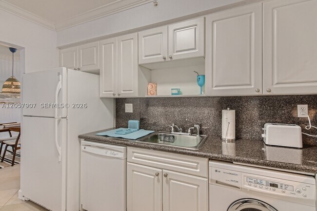 2501 S Ocean Dr Unit 308