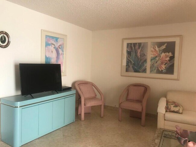 Photo - 809 Normandy Trail