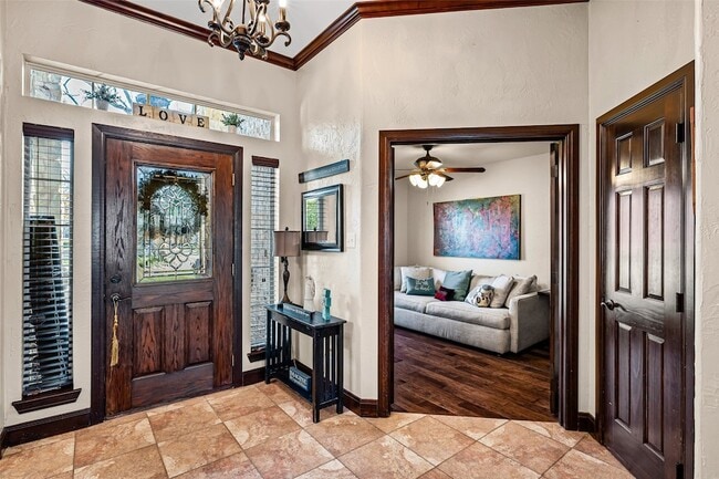 Photo - 8918 N Longwood Dr