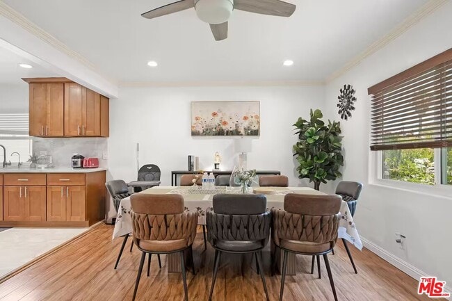 15213 Daphne Ave