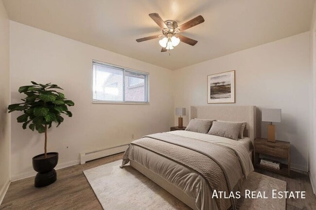 Photo - 681 Fraser St Unit B