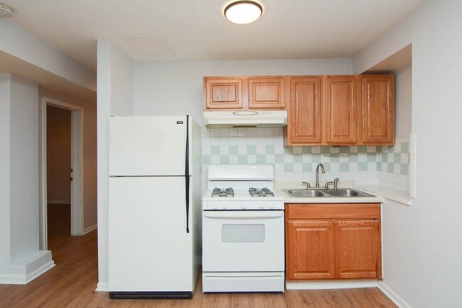 Photo - 2347 W 24th Pl Unit FG