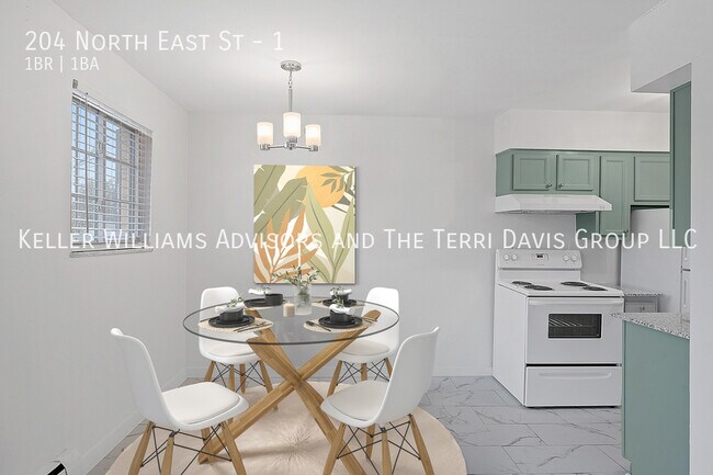 Photo - 204 N East St Unit 1