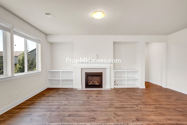 Photo - Four Bedroom Luxury Home in Pleasant Valley!